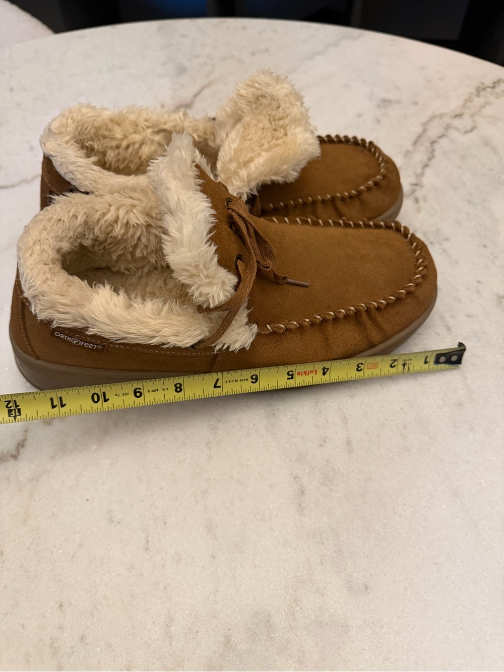 ORTHFEET Cozy Brown Faux-Suede men’s Moccasin Slippers with Plush Lining